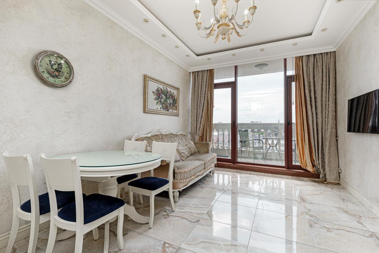 Greek Street Deluxe Apartment Одесса Экстерьер фото