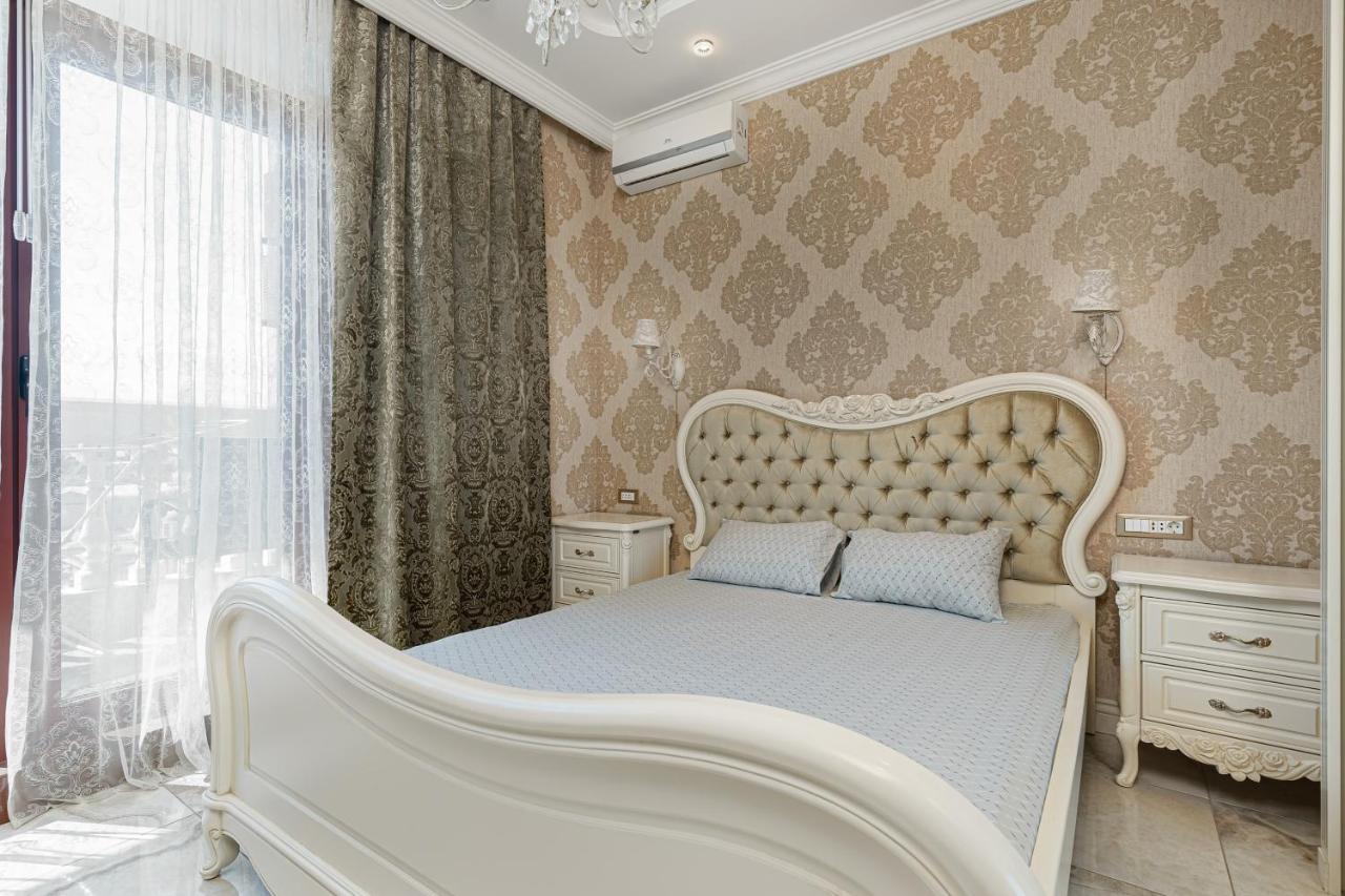 Greek Street Deluxe Apartment Одесса Экстерьер фото