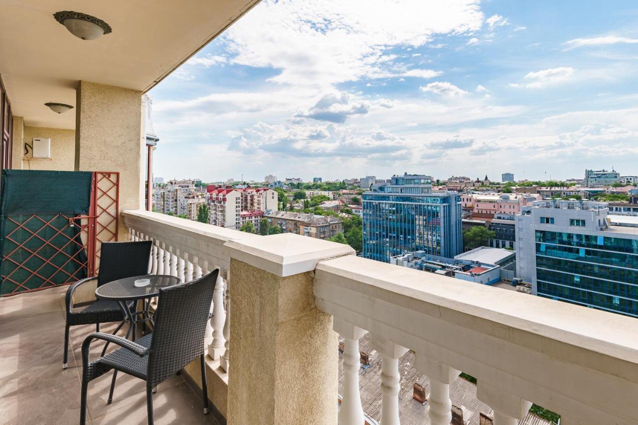 Greek Street Deluxe Apartment Одесса Экстерьер фото